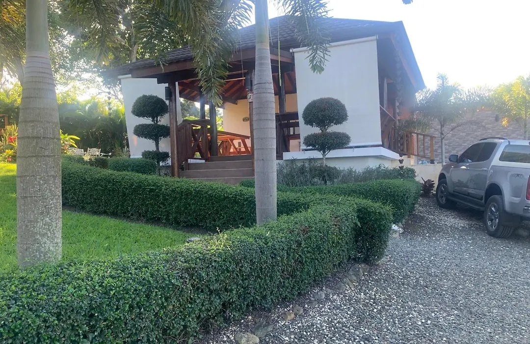 Villa María Victoria, en Jarabacoa-1